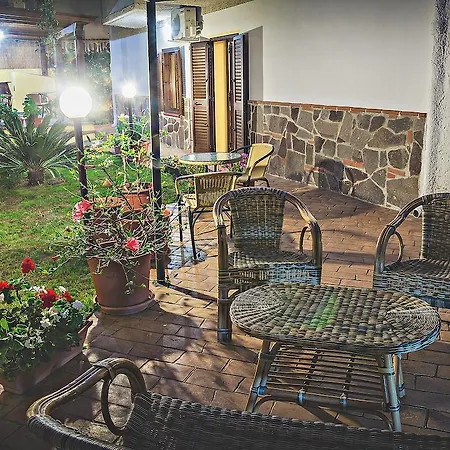 Bed And Breakfast Ichnos-3